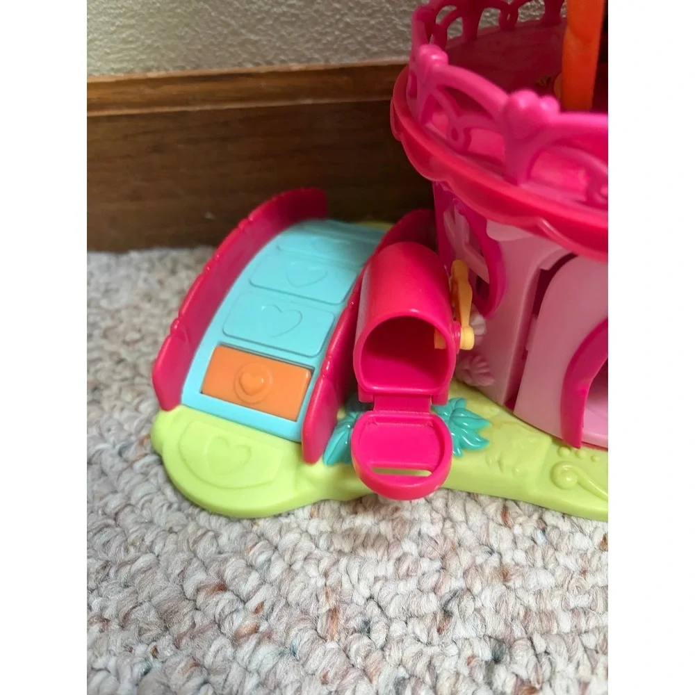2006 My Little Pony Pinkie Pies Balloon House Playset